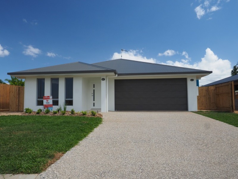 12 Tyson Close, Redlynch QLD 4870