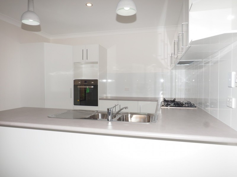 12 Tyson Close, Redlynch QLD 4870