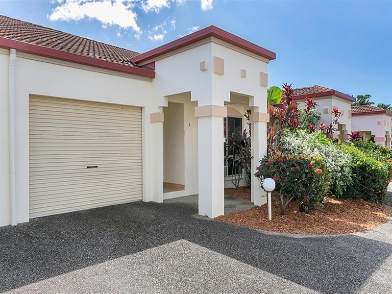 8/5-7 Oyster Court, Trinity Beach QLD 4879