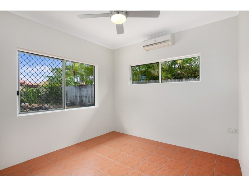 6 Castaways Close, Kewarra Beach QLD 4879
