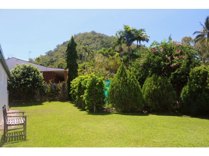 21 Lae Street, Trinity Beach QLD 4879