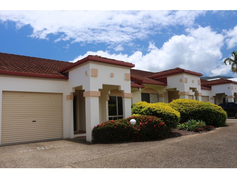 2/5-7 Oyster Court, Trinity Beach QLD 4879