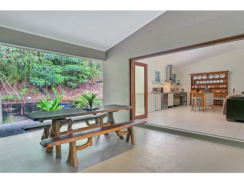8 Coconut Grove, Kuranda QLD 4881