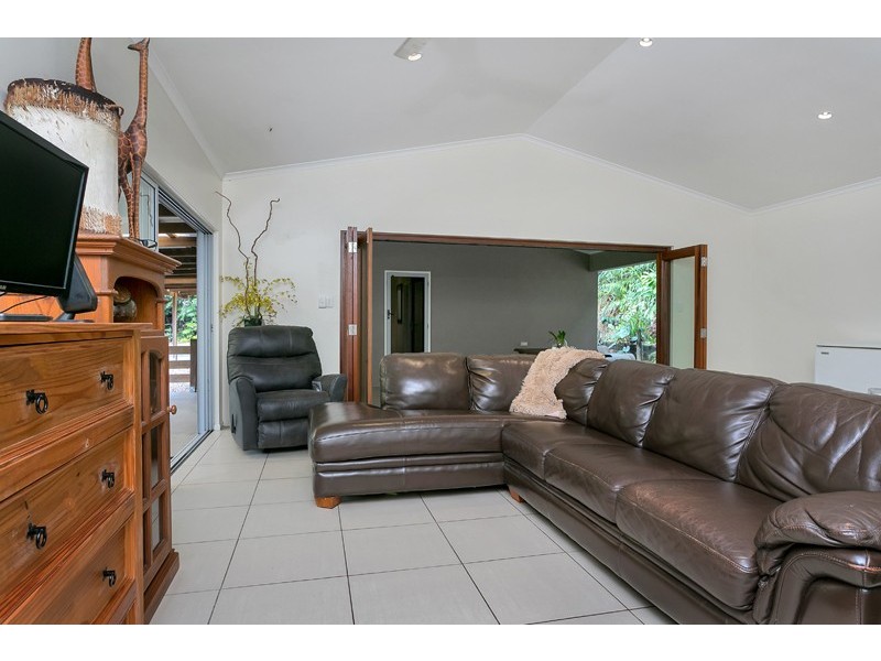 8 Coconut Grove, Kuranda QLD 4881