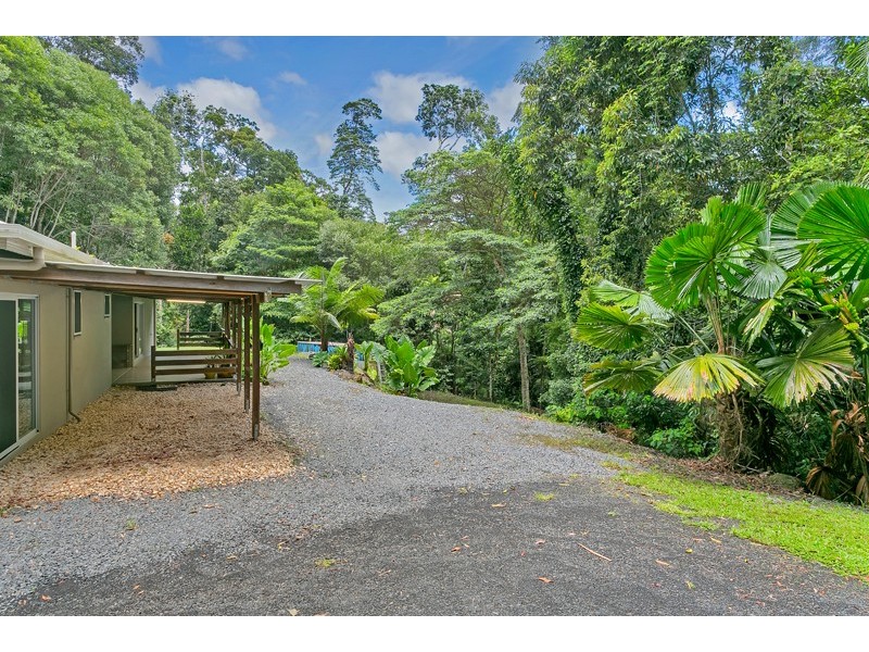 8 Coconut Grove, Kuranda QLD 4881