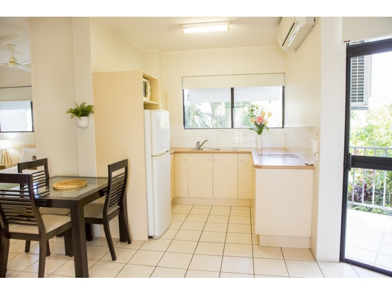 101/92-94 Moore Street, Trinity Beach QLD 4879