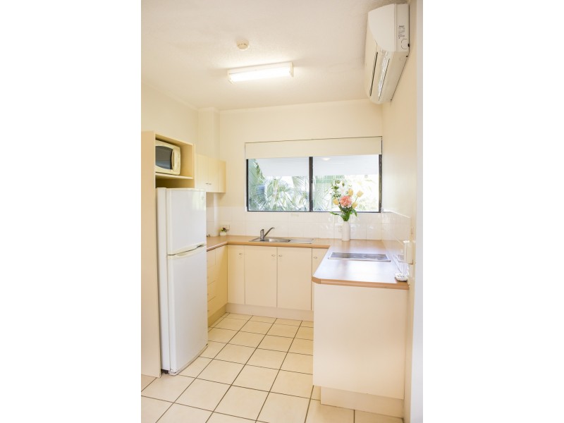 101/92-94 Moore Street, Trinity Beach QLD 4879