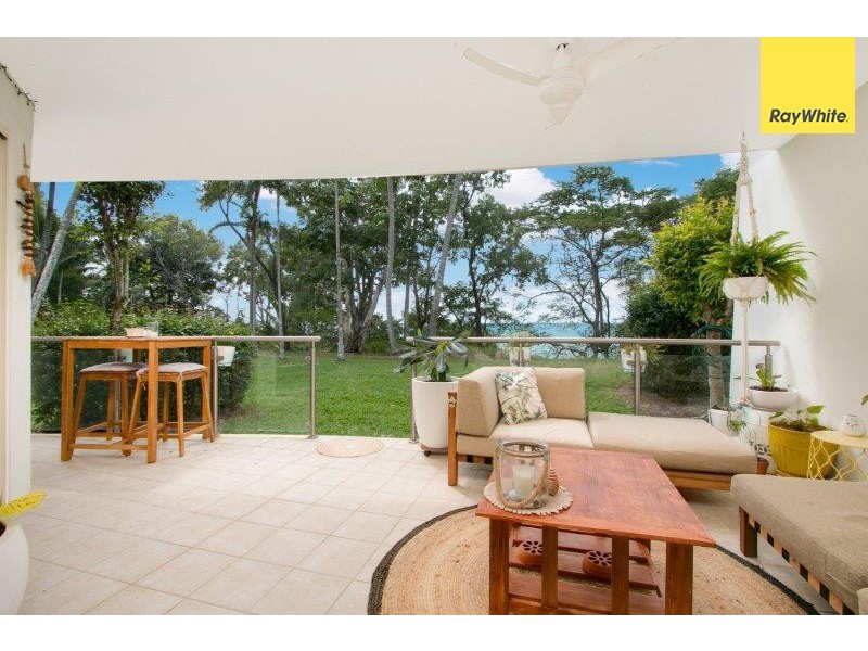 2/96 Moore Street, Trinity Beach QLD 4879