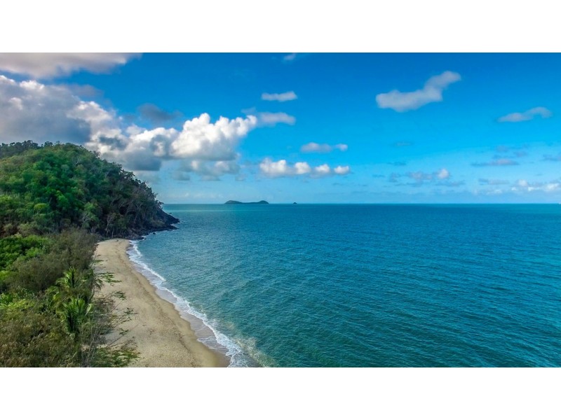 41 Catamaran Circuit, Trinity Beach QLD 4879