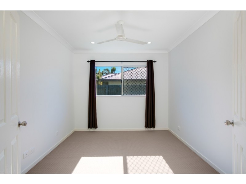 3 Como Close, Kewarra Beach QLD 4879