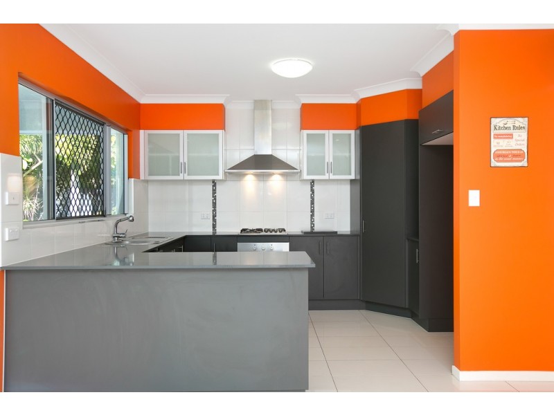 3 Como Close, Kewarra Beach QLD 4879