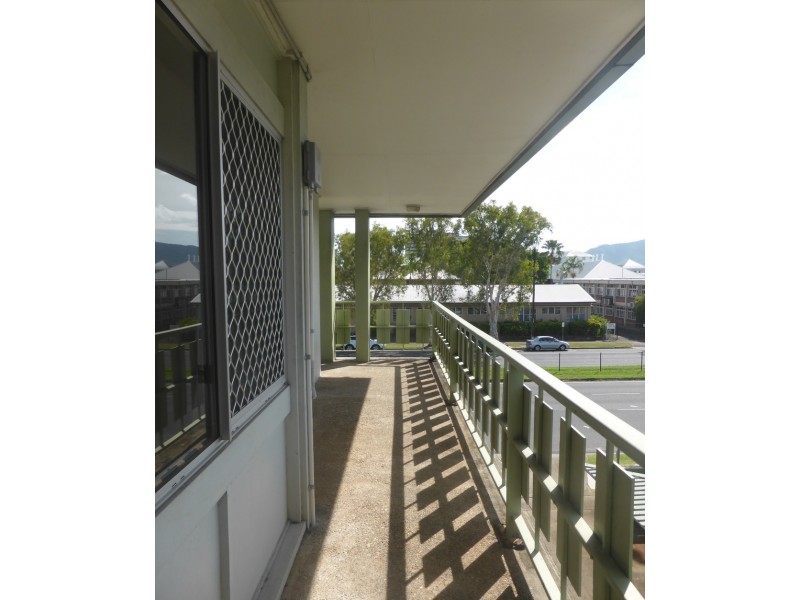11/175 Sheridan Street, Cairns North QLD 4870