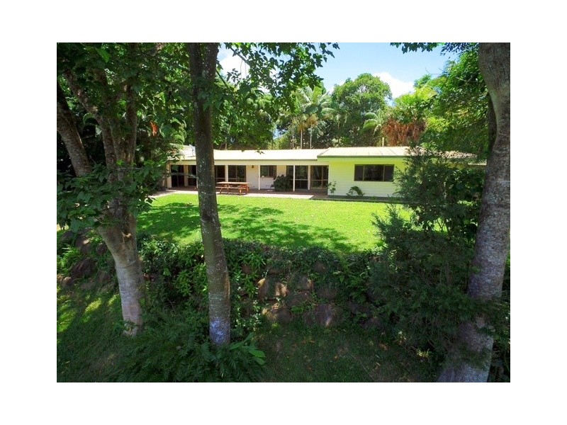 9 Outlook Crescent, Kuranda QLD 4881
