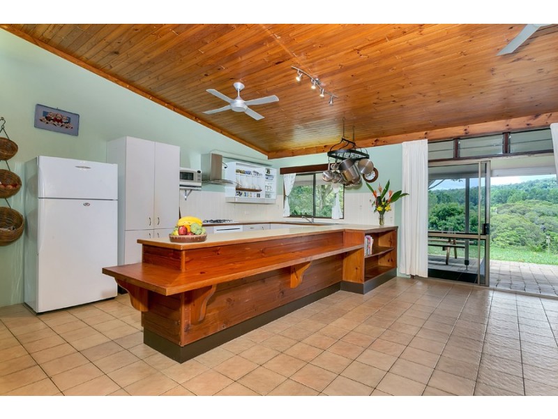 9 Outlook Crescent, Kuranda QLD 4881