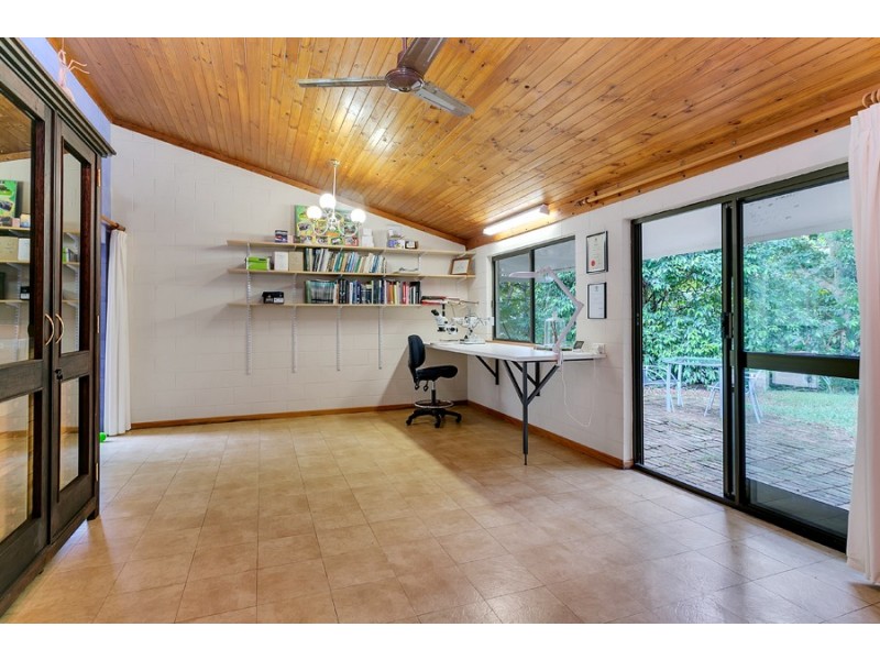 9 Outlook Crescent, Kuranda QLD 4881