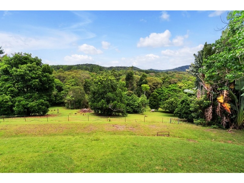9 Outlook Crescent, Kuranda QLD 4881
