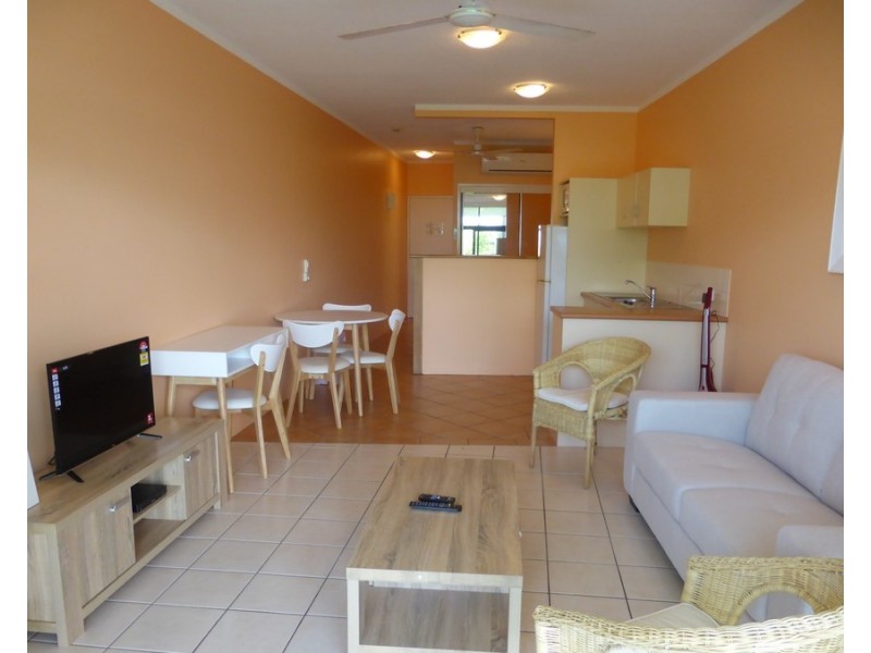 303/92 Moore Street, Trinity Beach QLD 4879