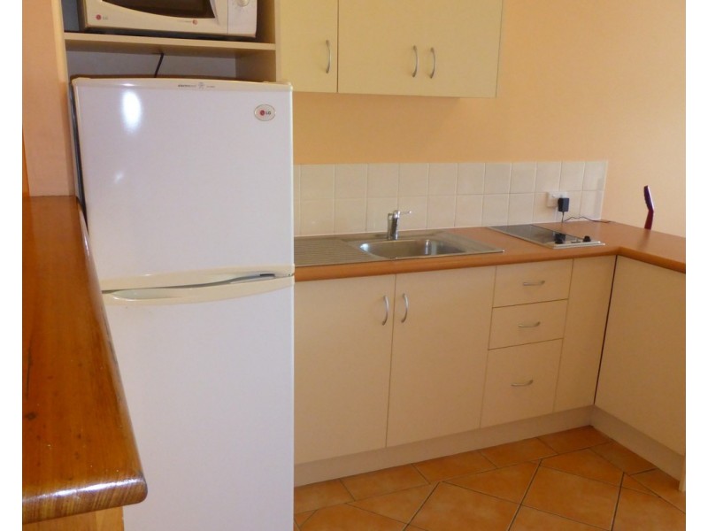 303/92 Moore Street, Trinity Beach QLD 4879