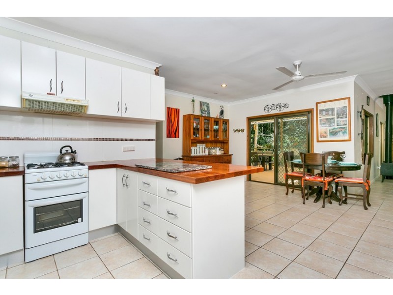 12 Bangalow Place, Kuranda QLD 4881