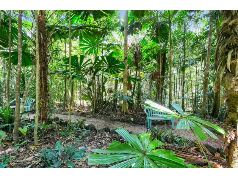 12 Bangalow Place, Kuranda QLD 4881