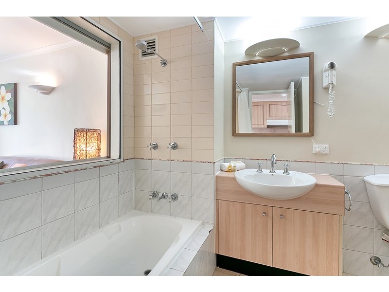 9/49-51 Vasey Esplanade, Trinity Beach QLD 4879