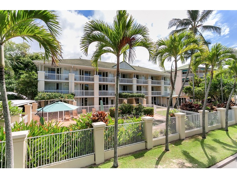 9/49-51 Vasey Esplanade, Trinity Beach QLD 4879