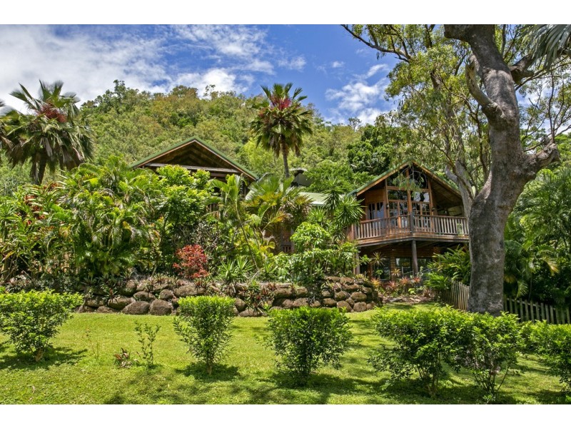 8/7 Tari Place, Trinity Beach QLD 4879