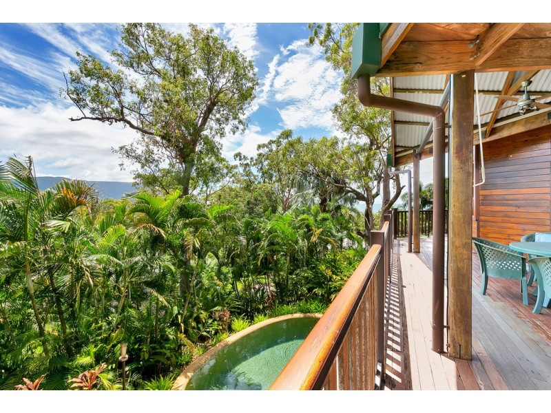 8/7 Tari Place, Trinity Beach QLD 4879