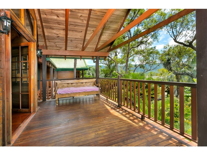 8/7 Tari Place, Trinity Beach QLD 4879