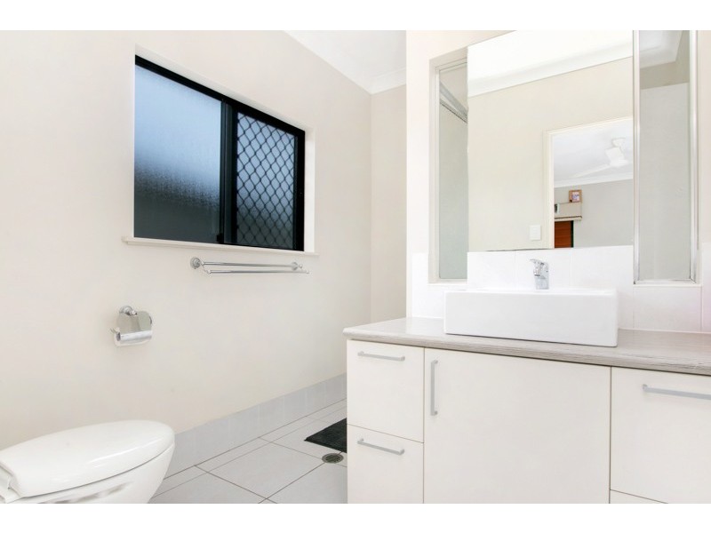 10 Hockey Avenue, Smithfield QLD 4878
