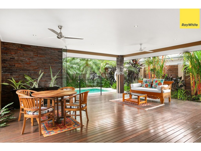 4 Pambula Close, Kewarra Beach QLD 4879