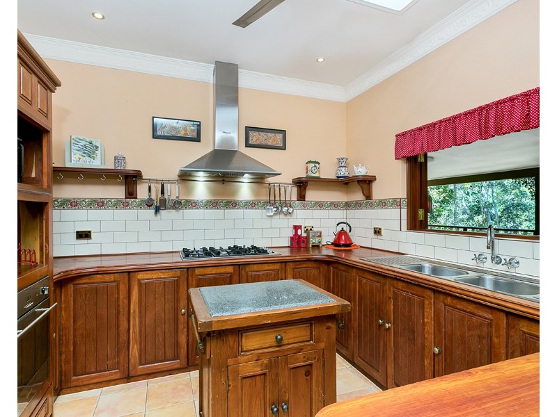 232 Ganyan Drive, Speewah QLD 4881