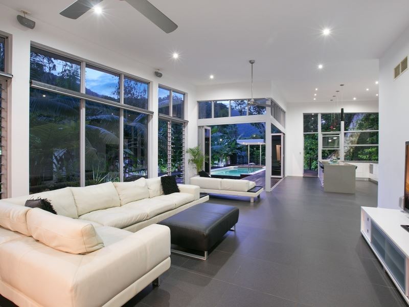 22-24 Aurelia Road, Palm Cove QLD 4879