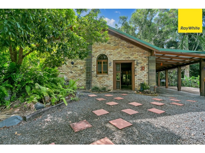 384 Ganyan Drive, Speewah QLD 4881
