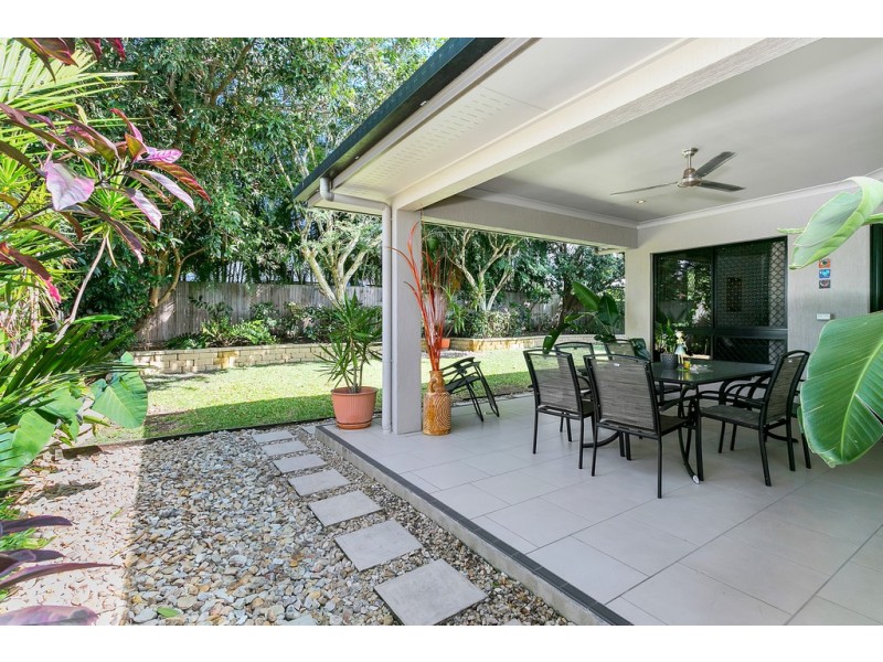 6 Chystanthus street, Trinity Park QLD 4879