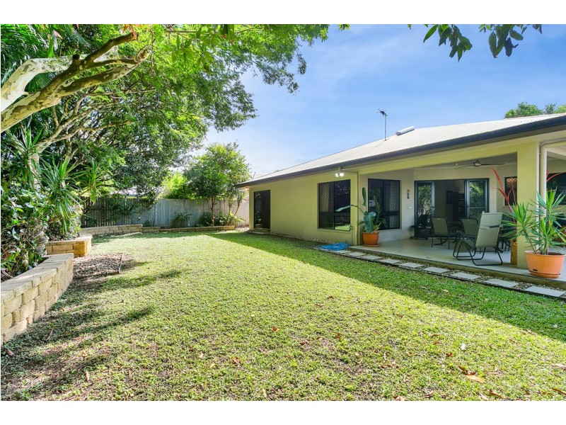 6 Chystanthus street, Trinity Park QLD 4879