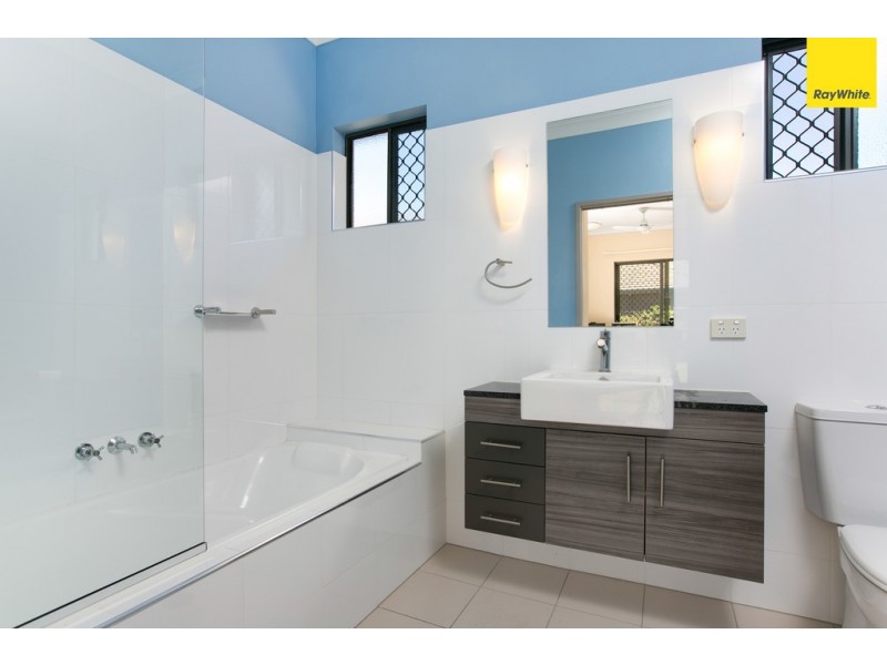 8/2-12 Paradise Palms Drive, Kewarra Beach QLD 4879