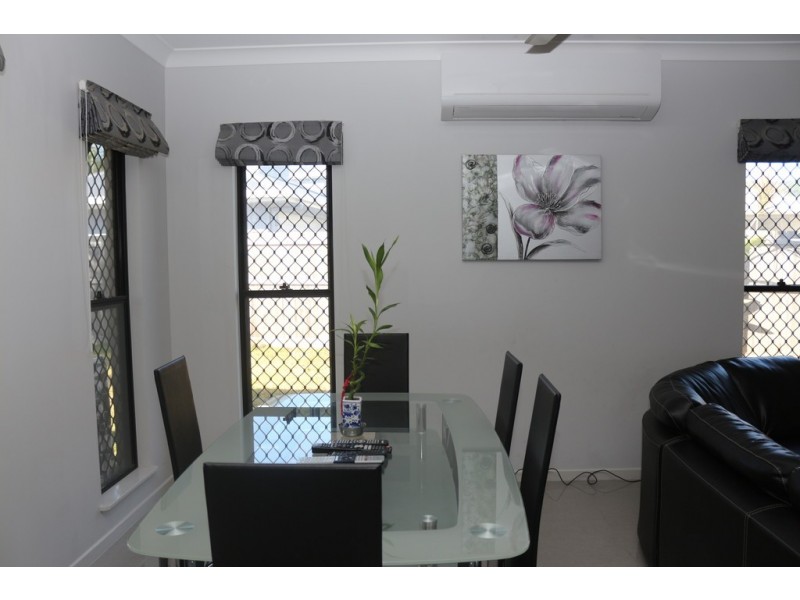 6 Carter Close, Smithfield QLD 4878
