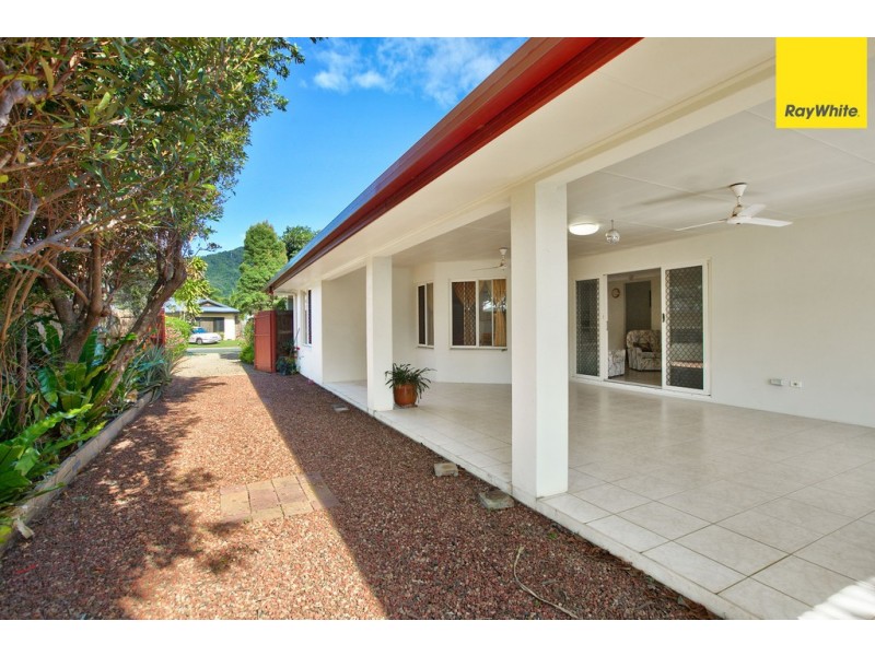 8 Hetherton Street, Smithfield QLD 4878