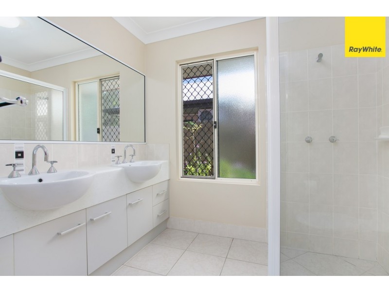 8 Hetherton Street, Smithfield QLD 4878