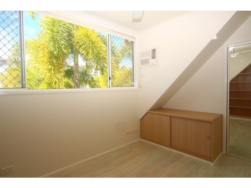 11/75-79 Moore Street, Trinity Beach QLD 4879