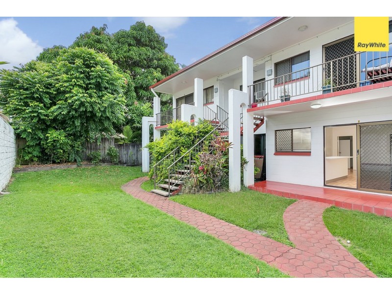 2/3 Crathern Close, Edge Hill QLD 4870