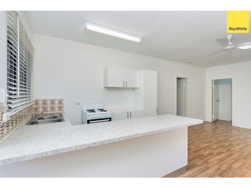 2/3 Crathern Close, Edge Hill QLD 4870