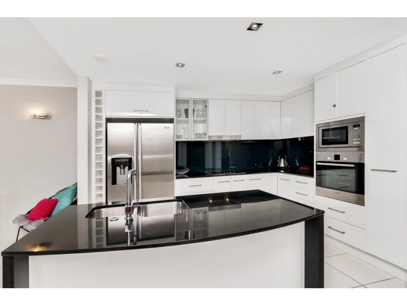 212/93 Vasey Esplanade, Trinity Beach QLD 4879