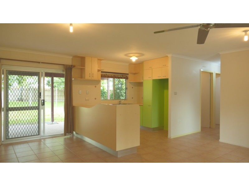 11 Periwinkle Avenue, Trinity Beach QLD 4879