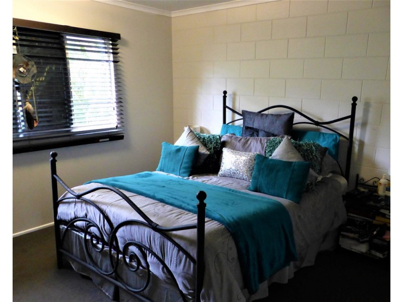 9/22-24 Fairweather Street, Yorkeys Knob QLD 4878