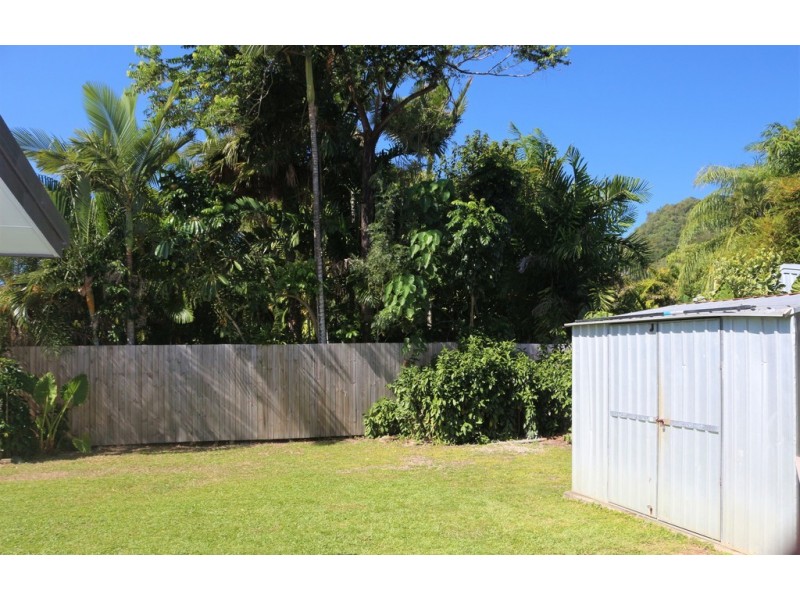 11 Bulolo Close, Trinity Beach QLD 4879