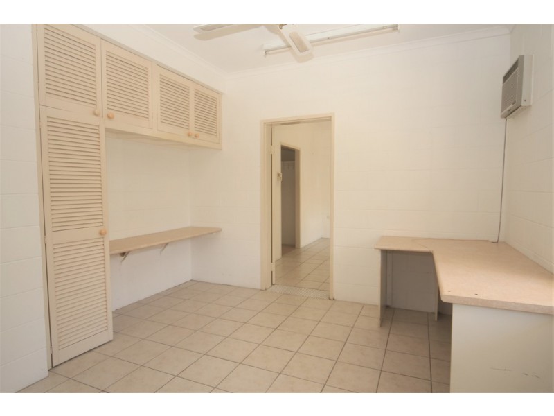 11 Bulolo Close, Trinity Beach QLD 4879