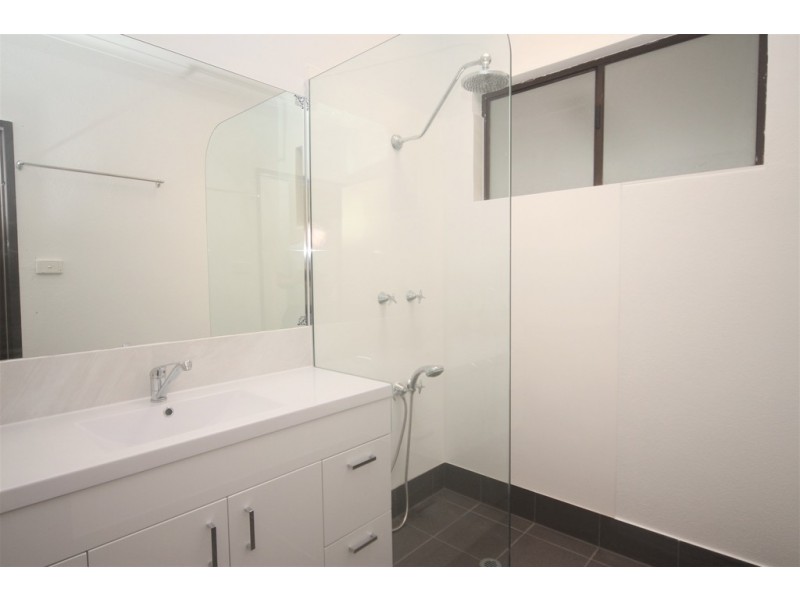 11 Bulolo Close, Trinity Beach QLD 4879