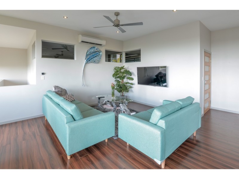 30/9 Savaii Close, Palm Cove QLD 4879